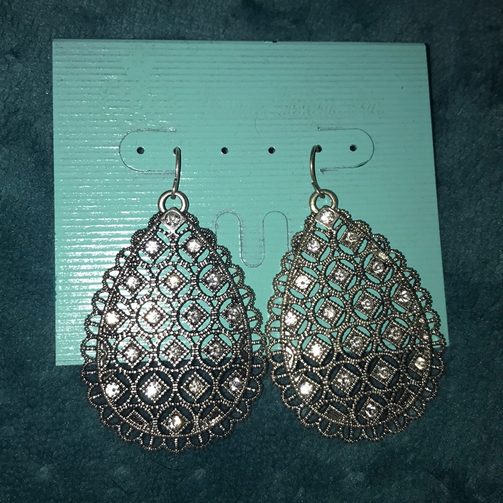 Premier Designs Tapestry earrings